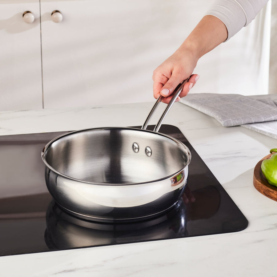 Karaca Emirgan Stainless Steel Pan, 22cm, Silver
