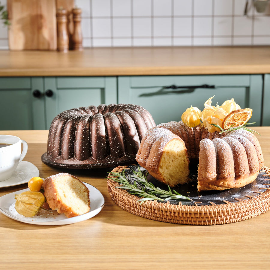 Karaca Cake Pro Lina Aluminium Cast Decorative Cake Tin, 25.5cm, Brown