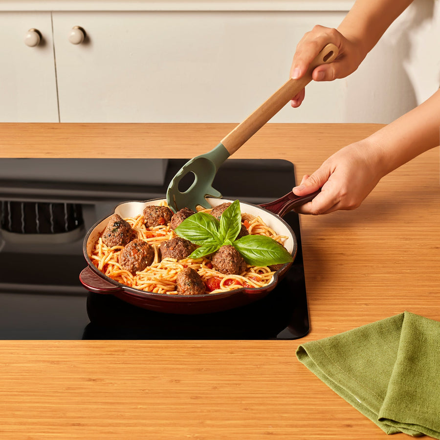 Karaca Heritage Enamelled Cast Iron Pan, 26 cm, Red