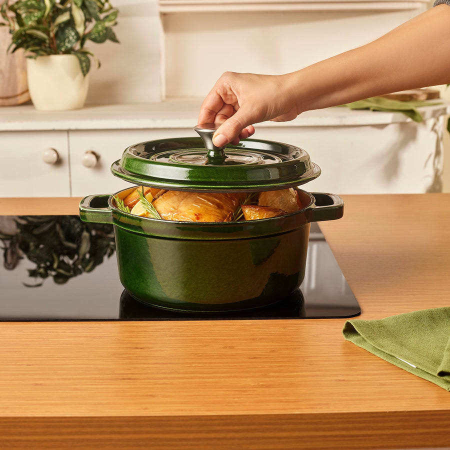 Karaca Heritage Enamelled Cast Iron Stock Pot & Lid, 24cm, Green