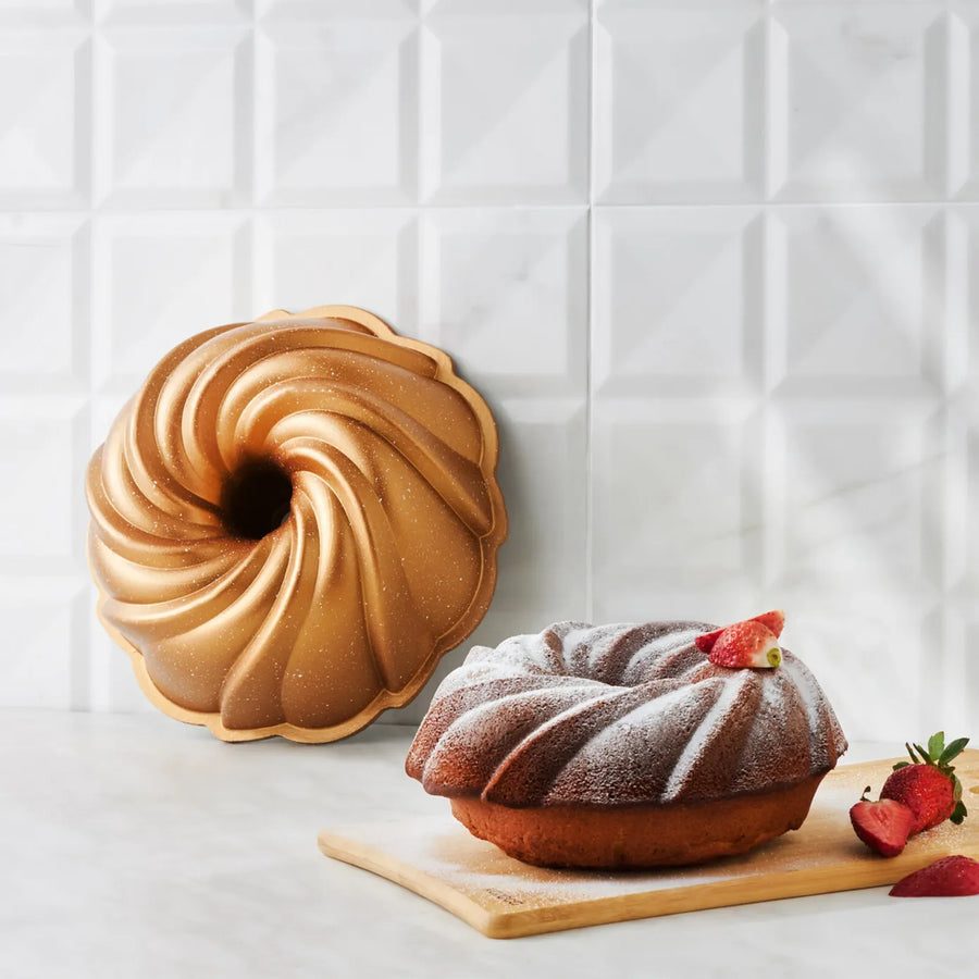 Karaca Cake Pro Pare Aluminium Cast Decorative Cake Tin, 24cm, Gold