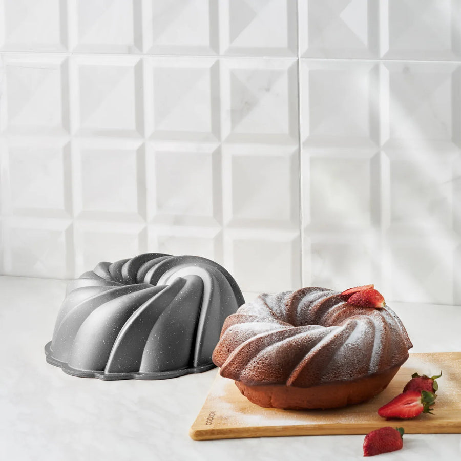 Karaca Cake Pro Aluminium Cast Decorative Cake Tin, 24cm, Anthracite